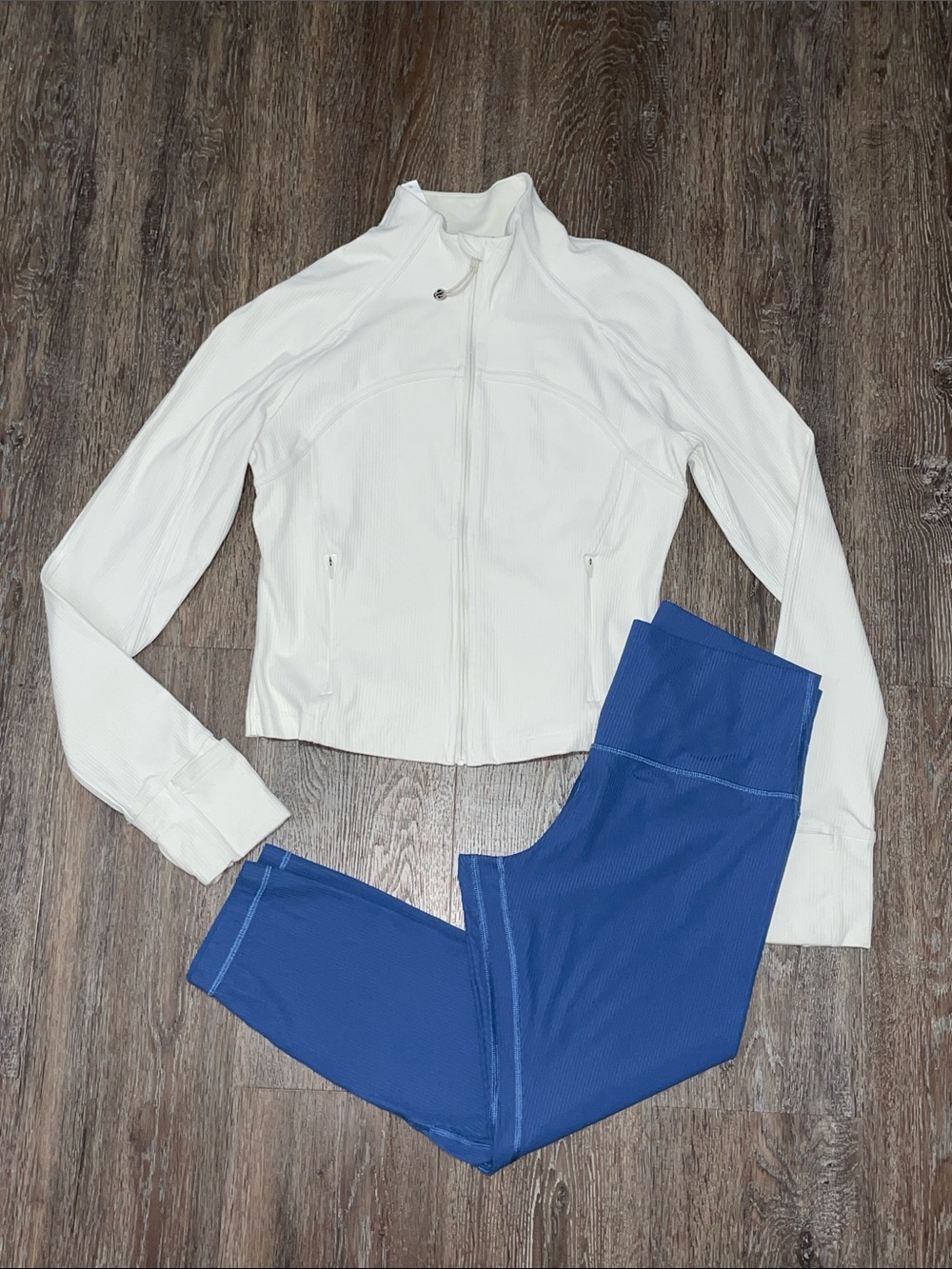 EUC Lululemon Ribbed Set. Size 10